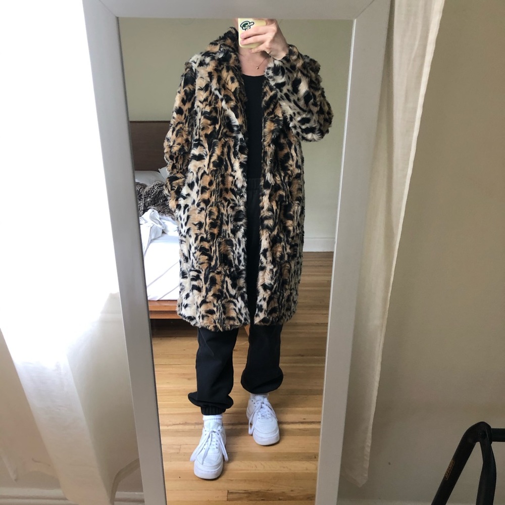 Love Token Faux fur cheetah coat